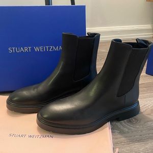NEVER WORN Stuart Weitzman Mckenzee Chelsea Bootie